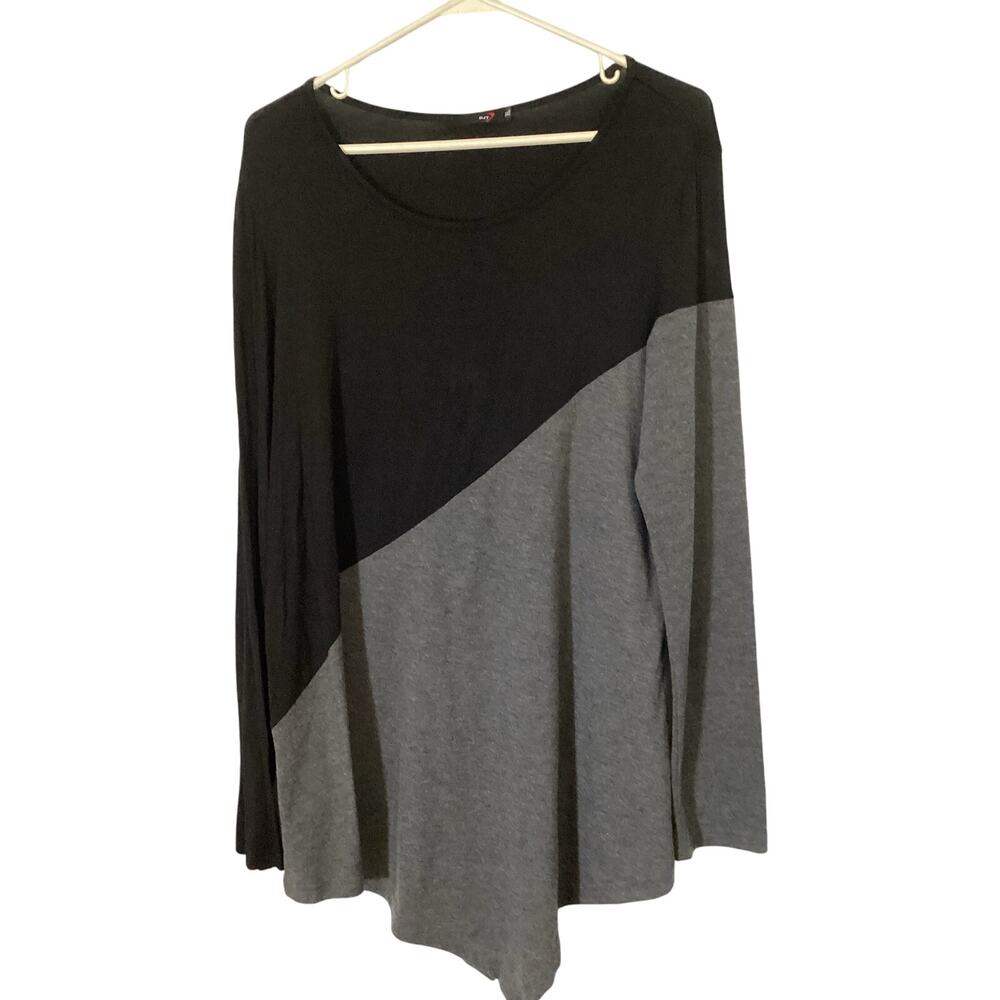 DJT Women's Size XL Gray and Black Long Sleeve Soft Comfy Blouse